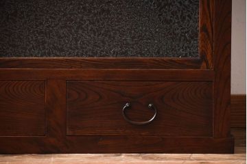 アンティーク家具　古民具・骨董　結霜ガラス入り!前面欅材の高級変わり型収納棚