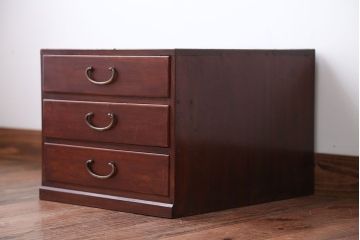 レトロ家具　和製アンティーク　古い木製のレトロな小引き出し