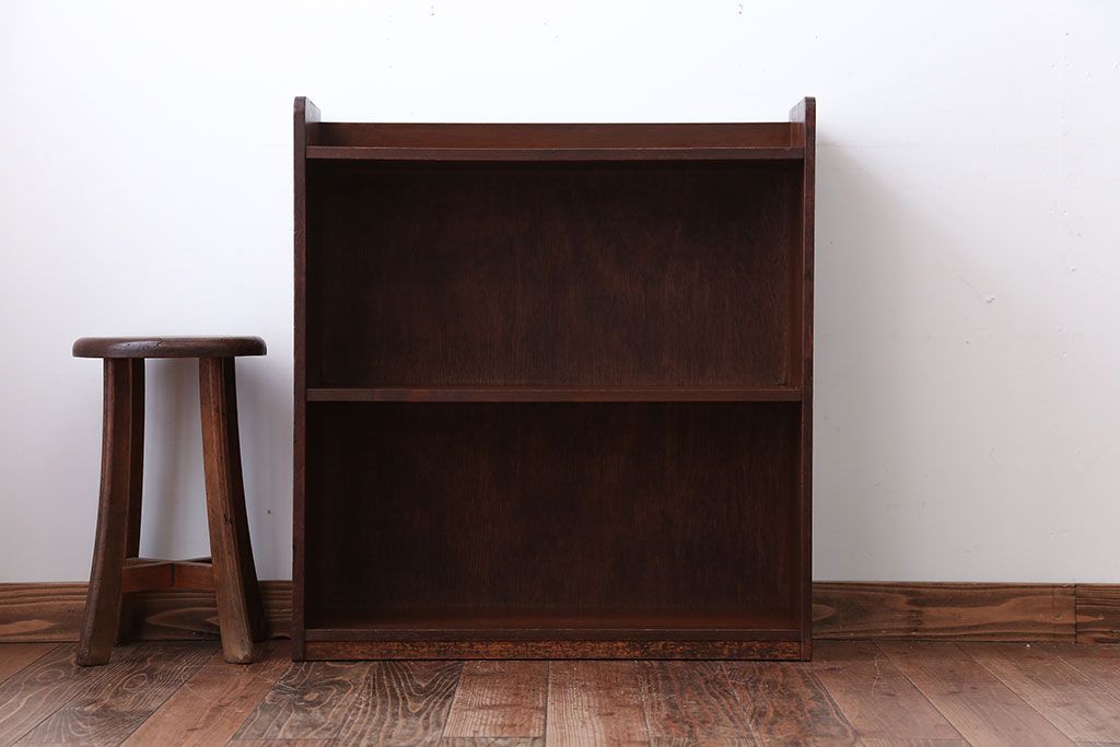 レトロ家具　昭和レトロ　シンプルで小さなアンティーク本棚