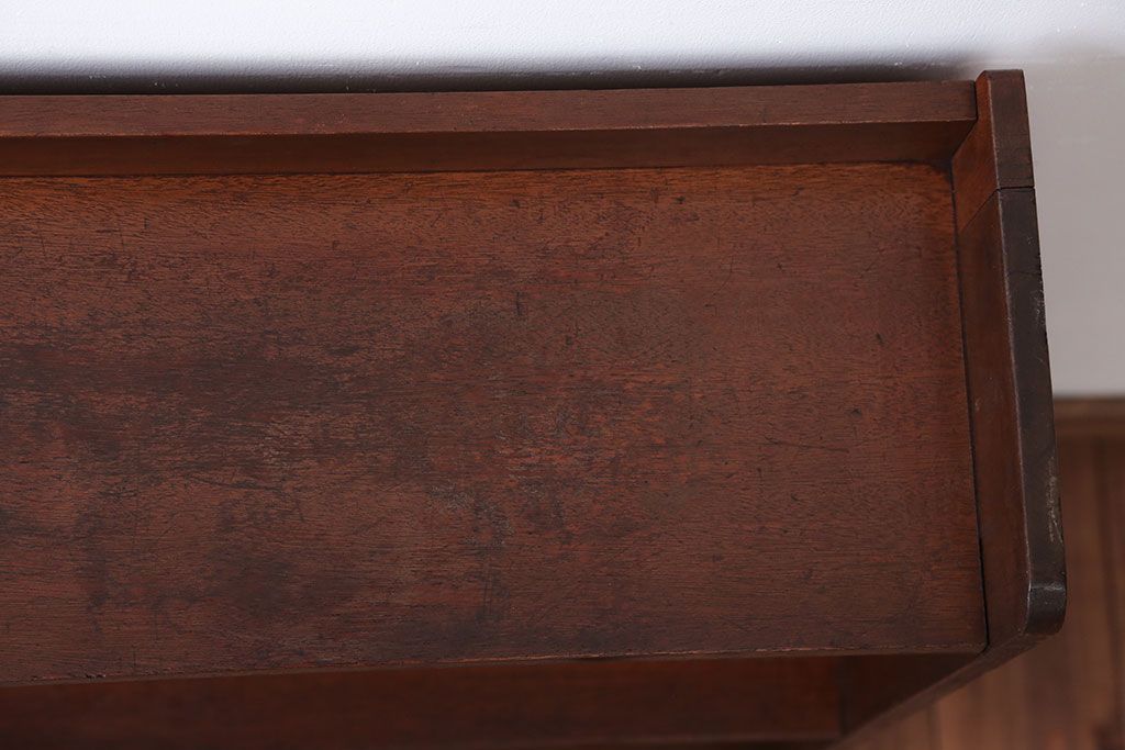 レトロ家具　昭和レトロ　シンプルで小さなアンティーク本棚