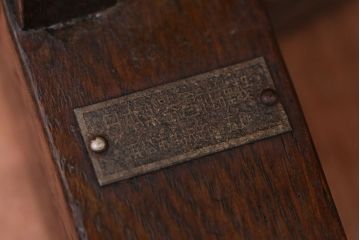 レトロ家具　昭和レトロ　日本楽器(ヤマハ)製　古いナラ材のシンプルなアンティークサイドテーブル