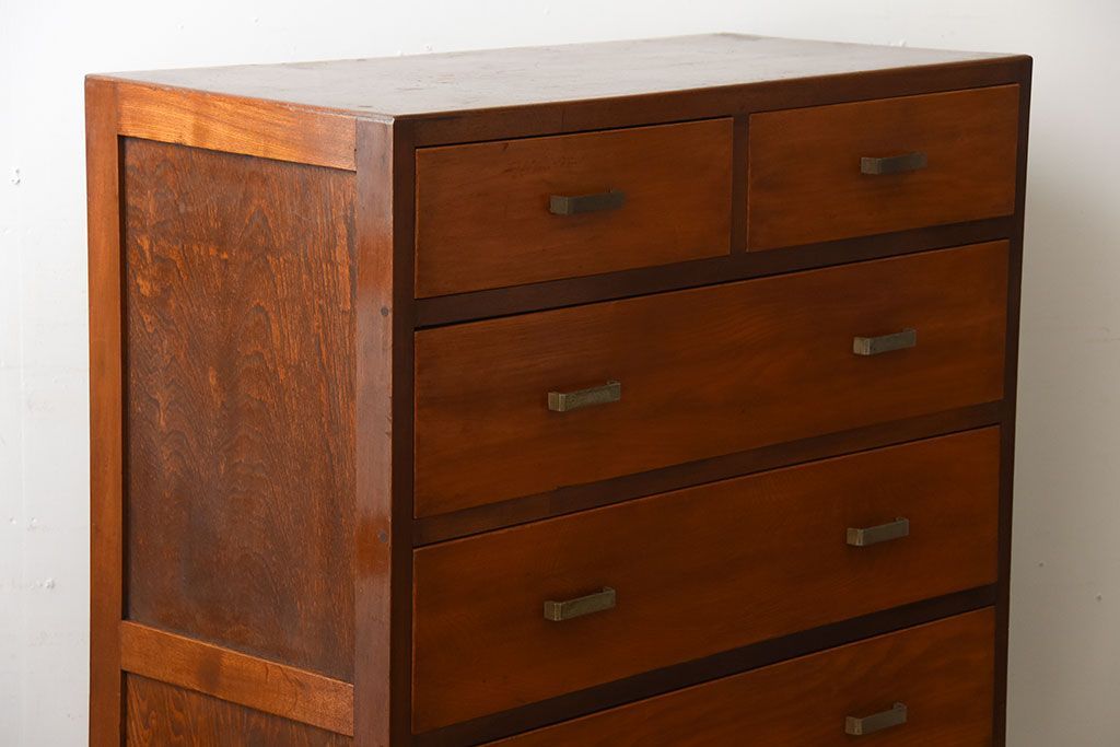 レトロ家具　昭和レトロ　シンプルな古い木製のアンティークチェスト(1)