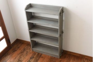 アンティーク家具 アンティークペイント シャビーでおしゃれな楔式本棚