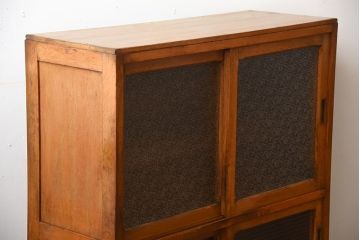 レトロ家具　昭和レトロ　ダイヤガラスとモールガラス入り!アンティーク脚付き収納棚