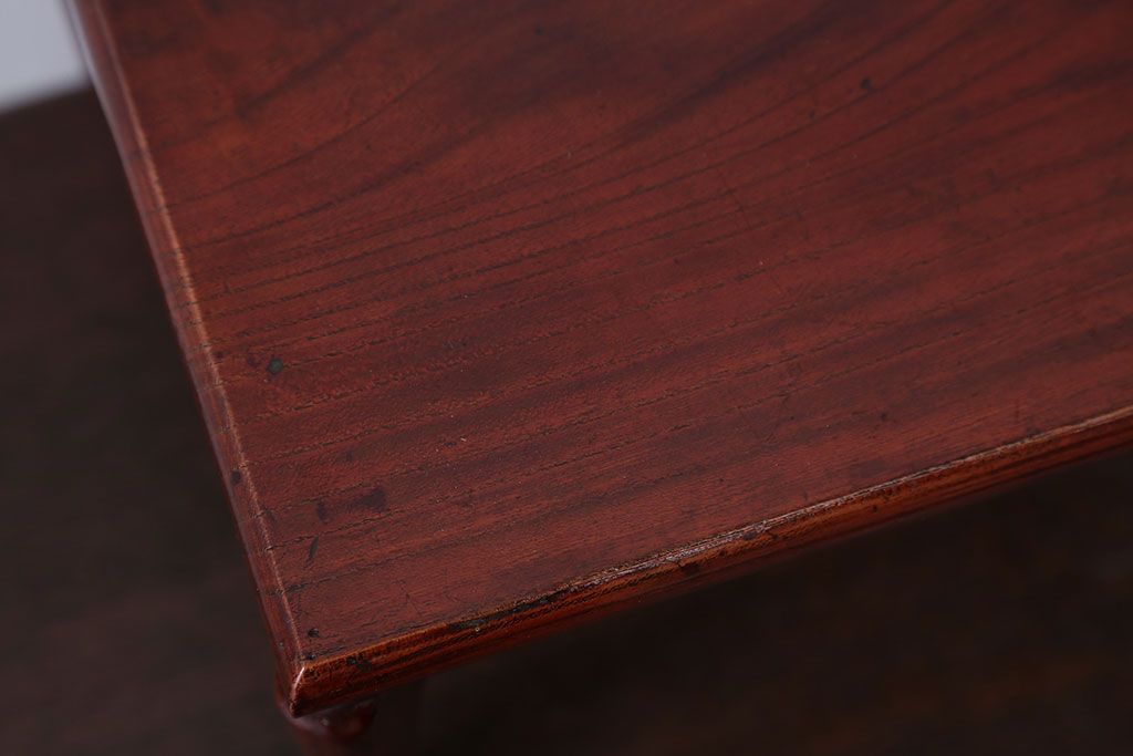 アンティーク雑貨　古民具・骨董　総欅材の漆が美しい花台ととても小さな桑材の花台のセット