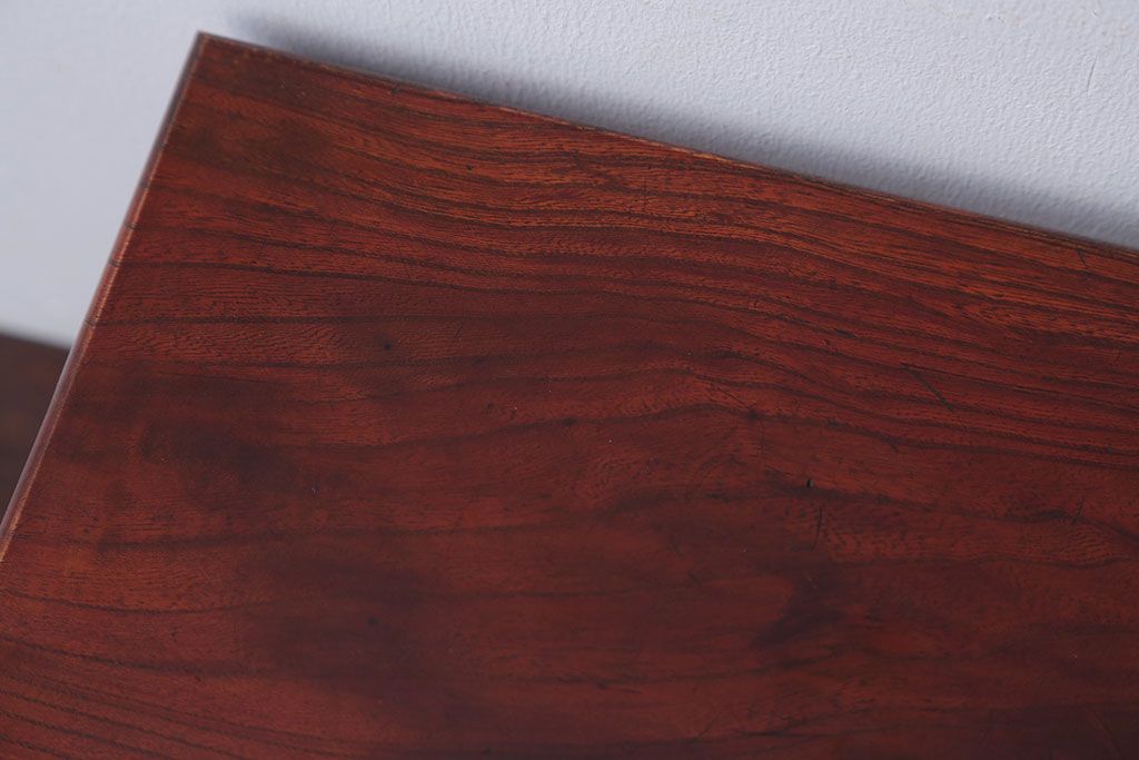 アンティーク雑貨　古民具・骨董　総欅材の漆が美しい花台ととても小さな桑材の花台のセット