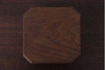 アンティーク雑貨　古民具・骨董　総欅材の漆が美しい花台ととても小さな桑材の花台のセット