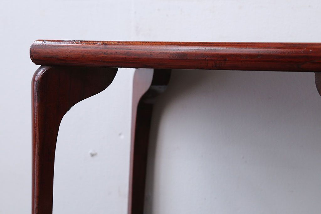 アンティーク雑貨　古民具・骨董　総欅材の漆が美しい花台ととても小さな桑材の花台のセット