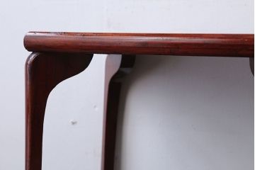 アンティーク雑貨　古民具・骨董　総欅材の漆が美しい花台ととても小さな桑材の花台のセット