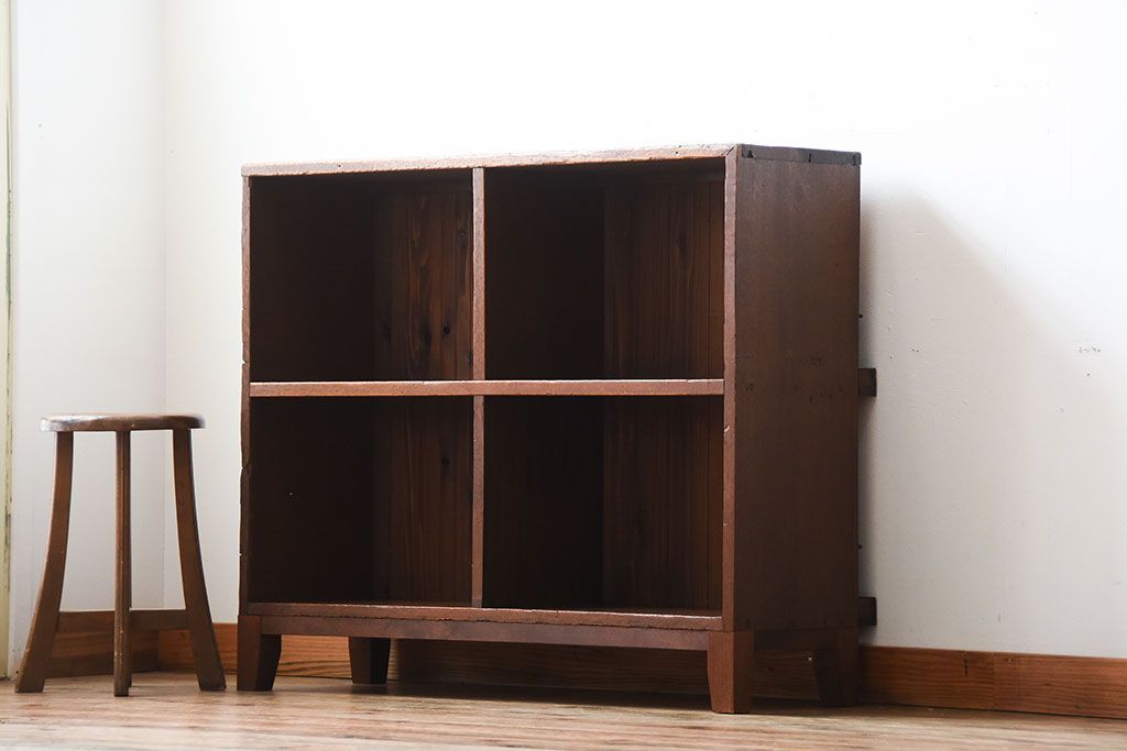 アンティーク家具　アンティーク　ブックラック付き!古い木製のマス目本棚(1)