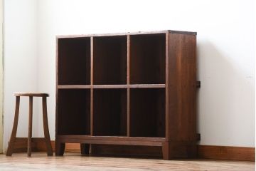 アンティーク家具　アンティーク　ブックラック付き!古い木製のマス目本棚(2)