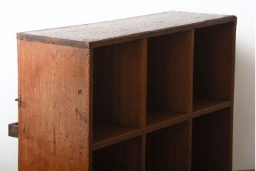 アンティーク家具　アンティーク　ブックラック付き!古い木製のマス目本棚(2)