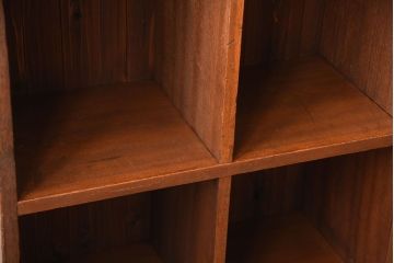 アンティーク家具　アンティーク　ブックラック付き!古い木製のマス目本棚(2)