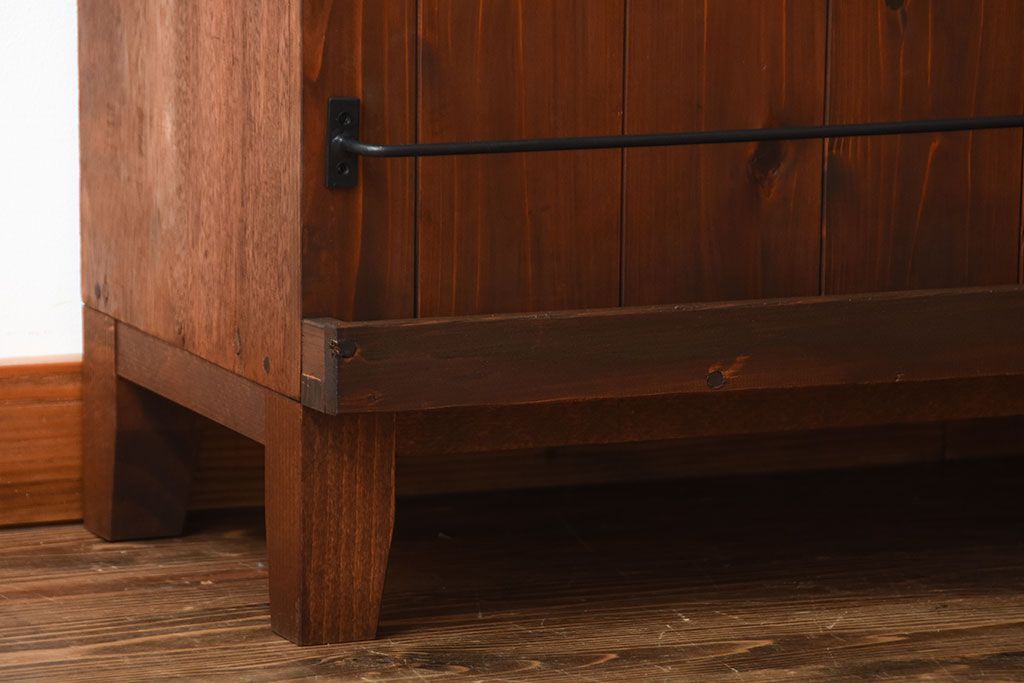 アンティーク家具　アンティーク　ブックラック付き!古い木製のマス目本棚(2)