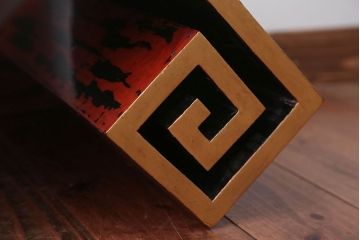 アンティーク雑貨　古民具・骨董　根来塗の大きなアンティーク花台