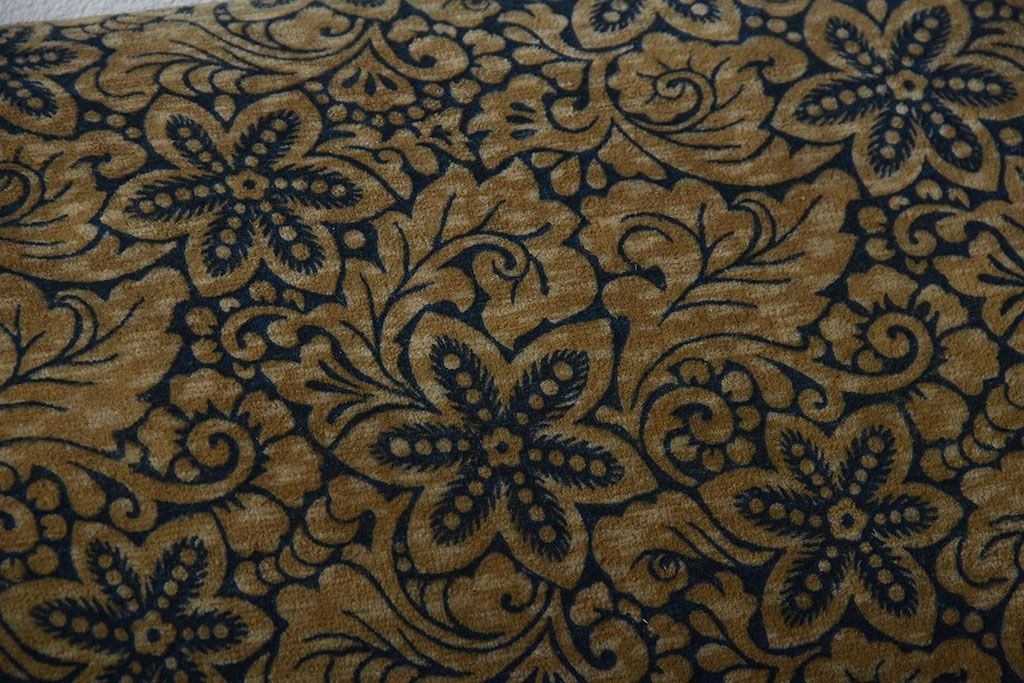 アンティーク家具　和製アンティーク　古い洋館の大きな3人掛けソファ