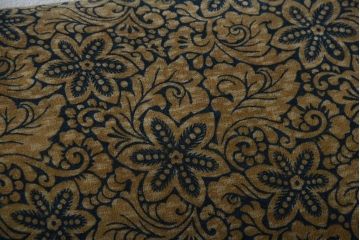 アンティーク家具　和製アンティーク　古い洋館の大きな3人掛けソファ