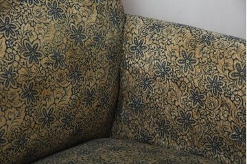 アンティーク家具　和製アンティーク　古い洋館の大きな3人掛けソファ