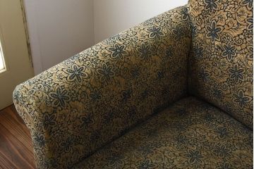 アンティーク家具　和製アンティーク　古い洋館の大きな3人掛けソファ