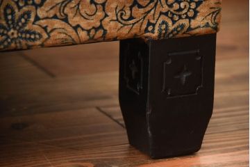 アンティーク家具　和製アンティーク　古い洋館の大きな3人掛けソファ