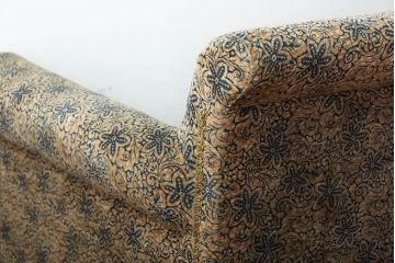 アンティーク家具　和製アンティーク　古い洋館の大きな3人掛けソファ