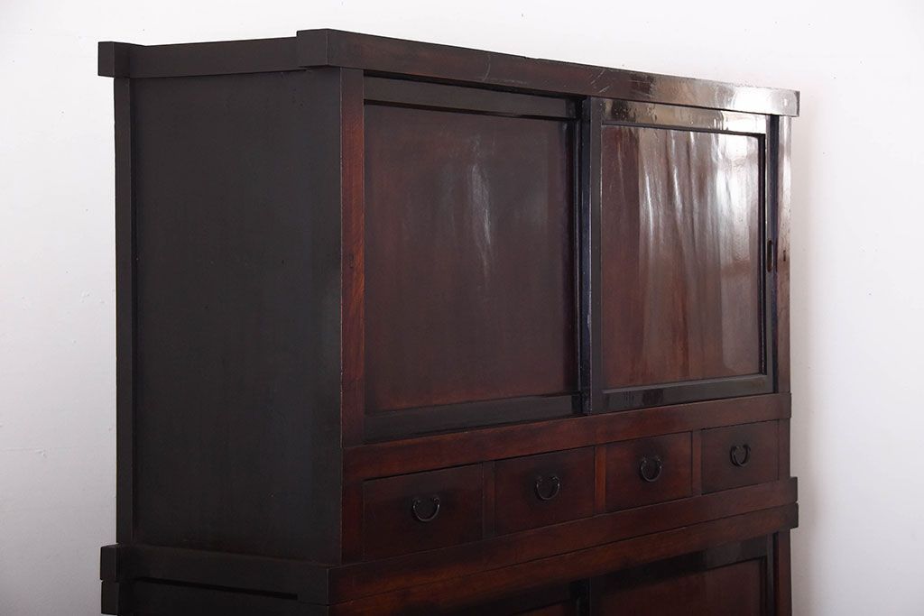 アンティーク家具　古民具・骨董　前面欅材!米沢地方の味わい深い水屋箪笥