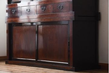 アンティーク家具　古民具・骨董　前面欅材!米沢地方の味わい深い水屋箪笥