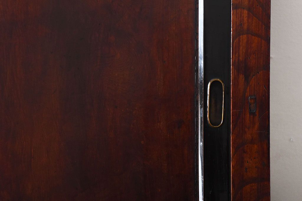 アンティーク家具　古民具・骨董　前面欅材!米沢地方の味わい深い水屋箪笥