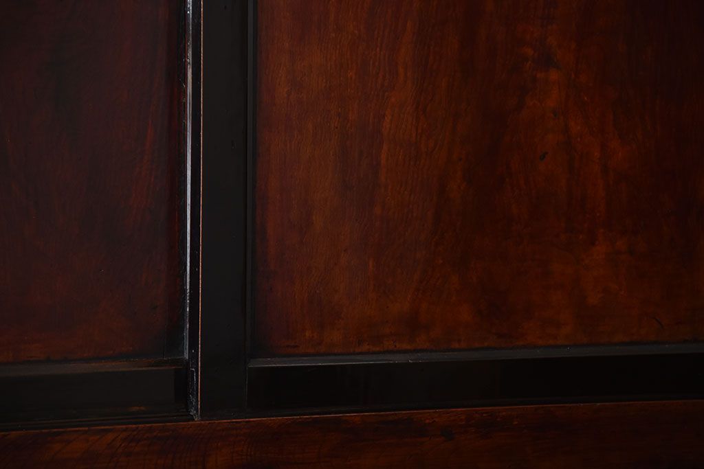 アンティーク家具　古民具・骨董　前面欅材!米沢地方の味わい深い水屋箪笥