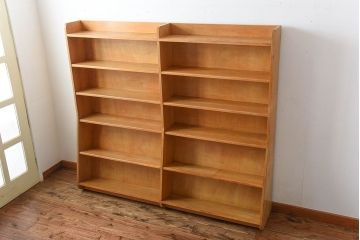 レトロ家具　昭和レトロ　厚手の古いナラ材が使用された大きな本棚(2)