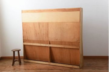 レトロ家具　昭和レトロ　厚手の古いナラ材が使用された大きな本棚(2)