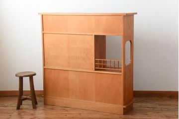 民芸家具　高級品!屋久杉材の茶箪笥(定価約24万円)