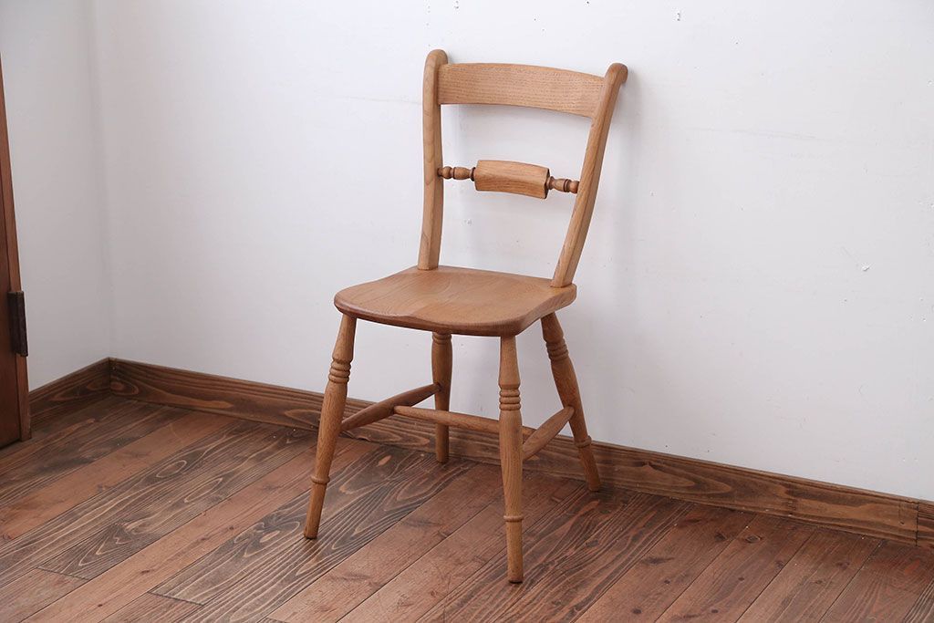 中古　パシフィックファニチャーサービス(P.F.S)製ダイニングチェア(1)