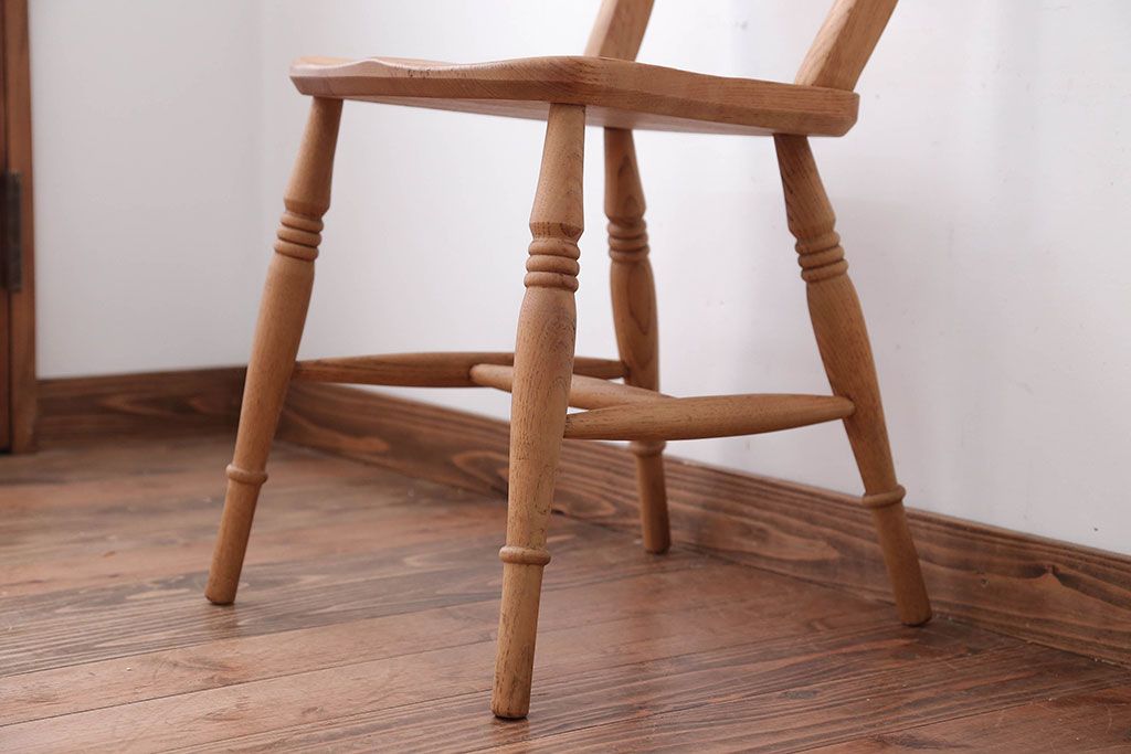 中古　パシフィックファニチャーサービス(P.F.S)製ダイニングチェア(2)