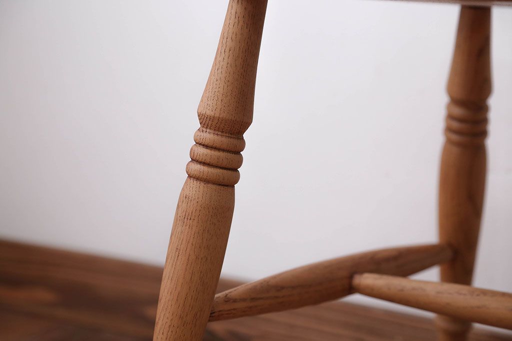 中古　パシフィックファニチャーサービス(P.F.S)製ダイニングチェア(2)