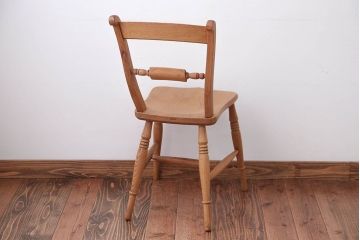 中古　パシフィックファニチャーサービス(P.F.S)製ダイニングチェア(2)