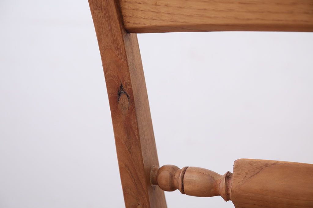 中古　パシフィックファニチャーサービス(P.F.S)製ダイニングチェア(2)