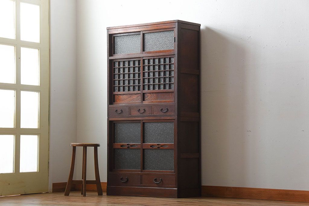 アンティーク家具　和製アンティーク　ダイヤガラス入り!古い木製の2段重ね収納棚