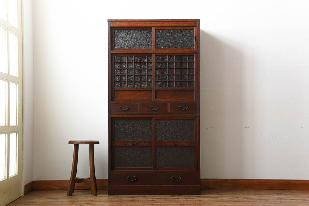 アンティーク家具　和製アンティーク　ダイヤガラス入り!古い木製の2段重ね収納棚