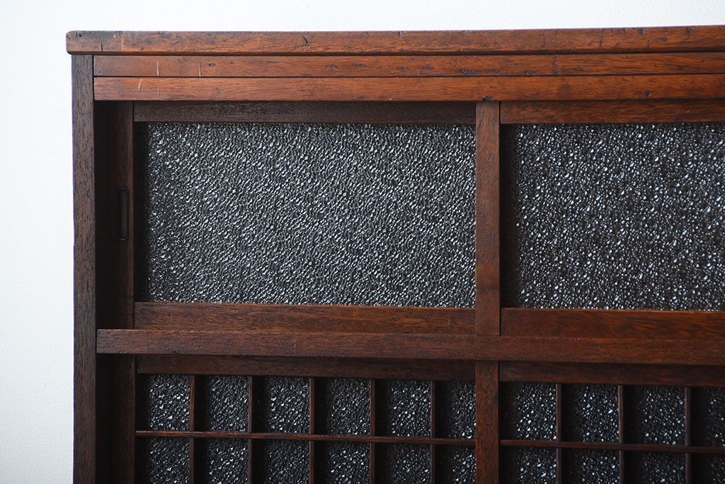 アンティーク家具　和製アンティーク　ダイヤガラス入り!古い木製の2段重ね収納棚