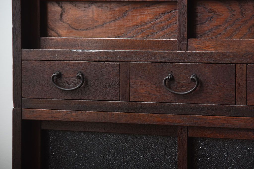 アンティーク家具　和製アンティーク　ダイヤガラス入り!古い木製の2段重ね収納棚