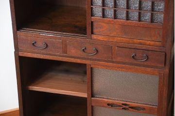 アンティーク家具　和製アンティーク　ダイヤガラス入り!古い木製の2段重ね収納棚