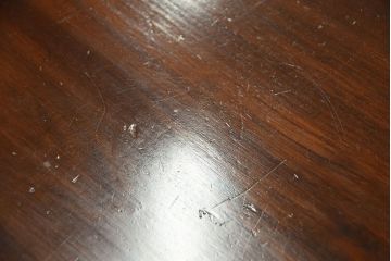 アンティーク家具　イギリスアンティーク　小ぶりで上品なドレッサー