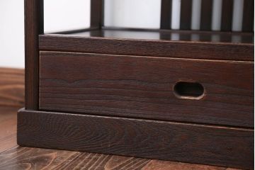 中古　引き出し付き!モダンなデザインの民芸家具風飾り棚