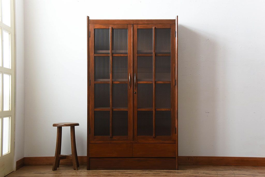 アンティーク家具　アンティーク　モールガラス入り!古い木製の引き出し2杯付き本箱