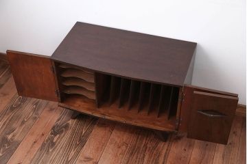 アンティーク家具　アンティーク　脚付き!古い木製の小物収納用サイドキャビネット