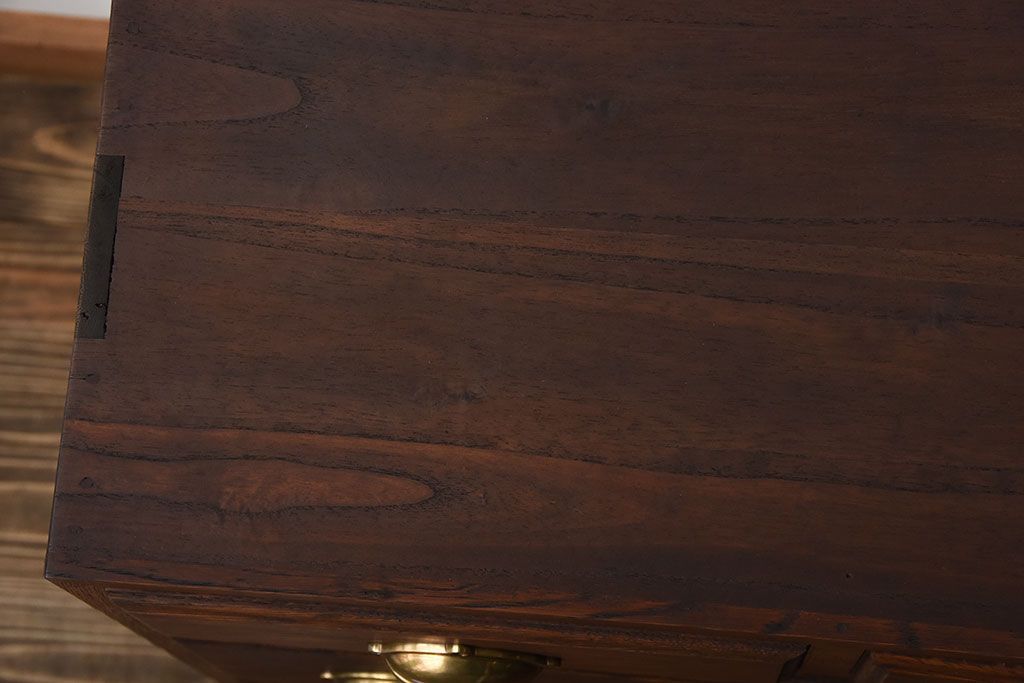 アンティーク家具　アンティーク　前面ナラ材!古い木製のチェスト