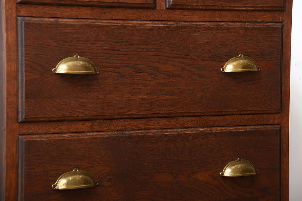 アンティーク家具　アンティーク　前面ナラ材!古い木製のチェスト