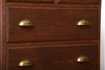 アンティーク家具　アンティーク　前面ナラ材!古い木製のチェスト