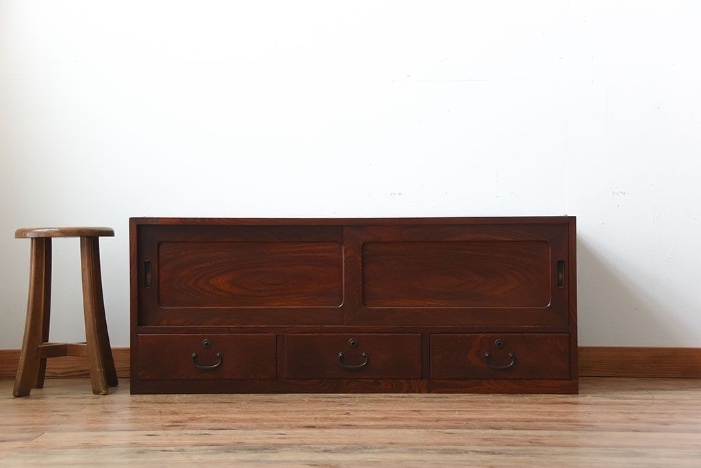 アンティーク家具　和製アンティーク　古い木製の和風なローボード